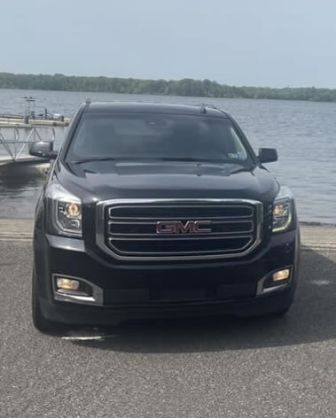 black car image
